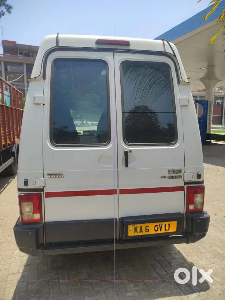 Tata Winger 2019