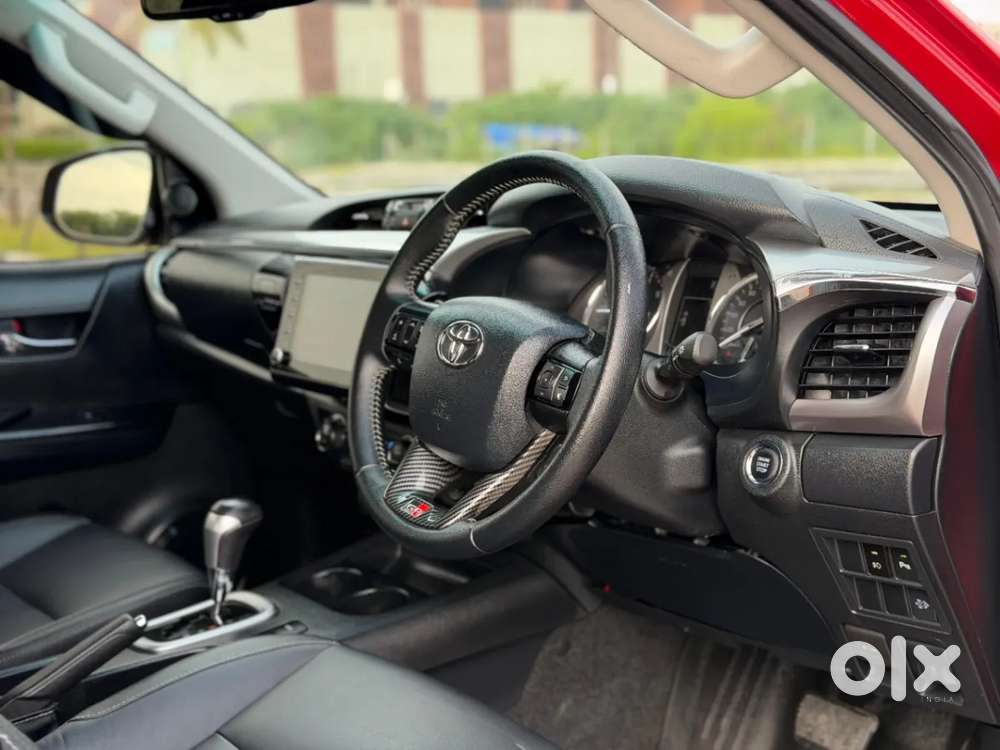 Toyota Hilux 2.8 High 4x4 Mt, 2024, Diesel