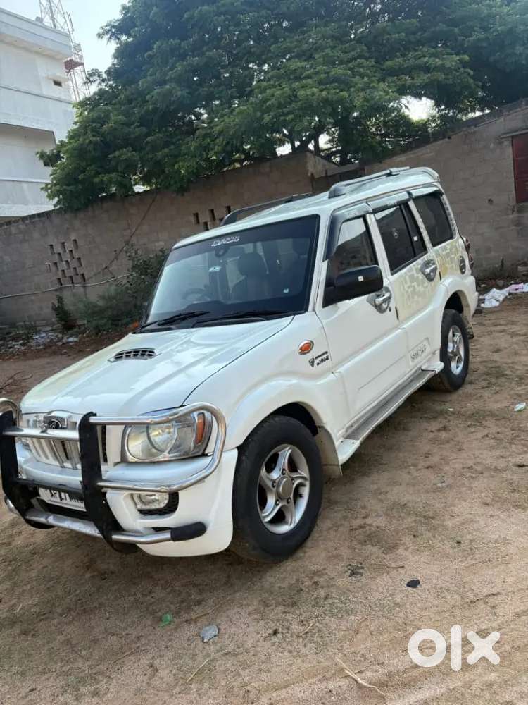 Mahindra Scorpio 2011 Diesel 250000 Km Driven Vlx 5 Year's రెన్యువల్