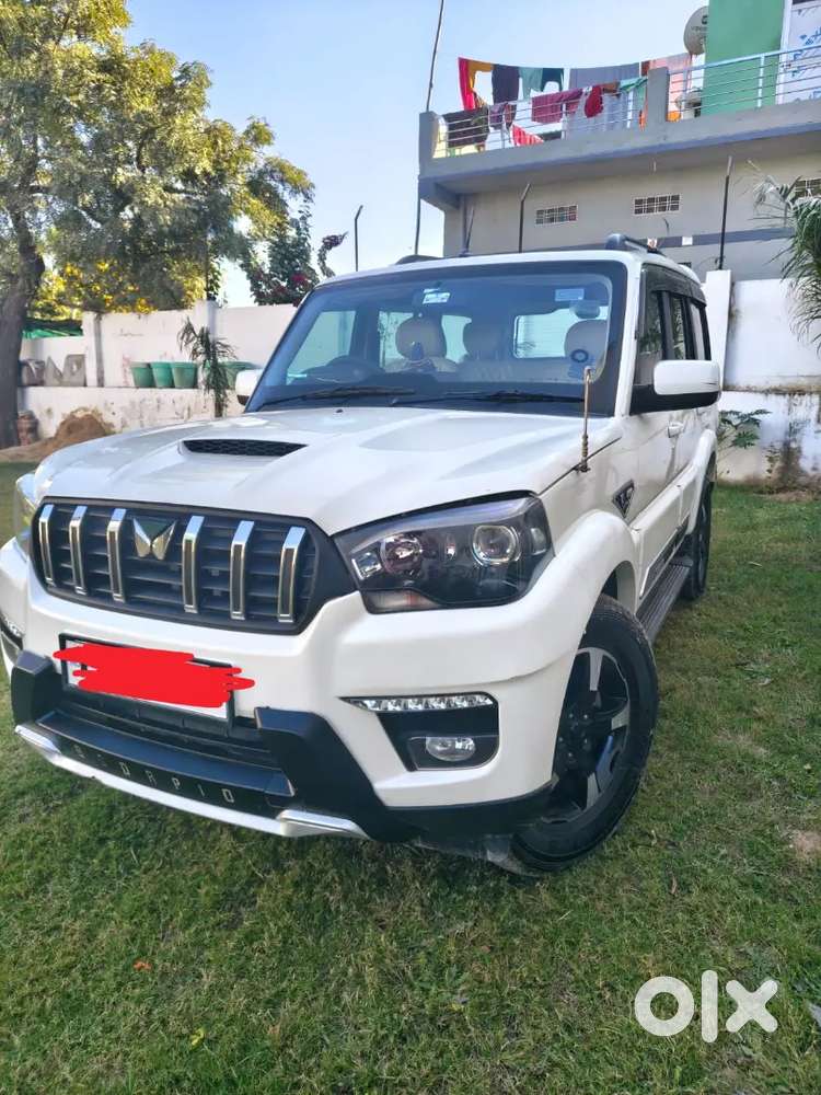Mahindra Be 6 Diesel 2023 Pearl White Colour