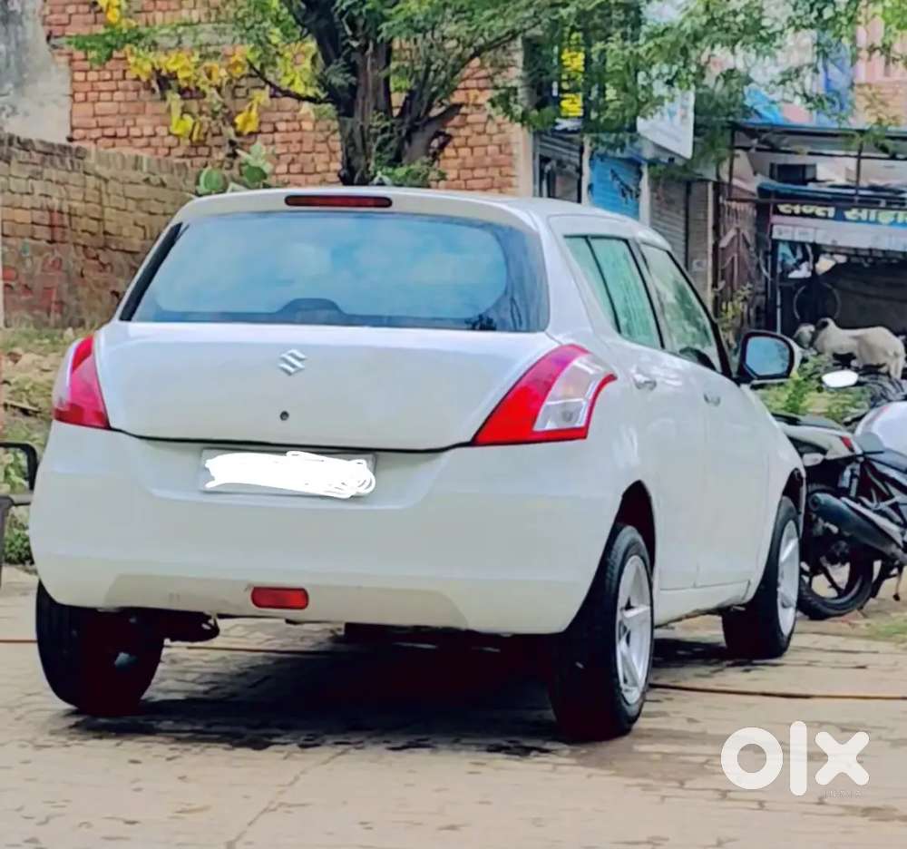 Maruti Suzuki Swift 2015 Petrol 135000 Km Driven