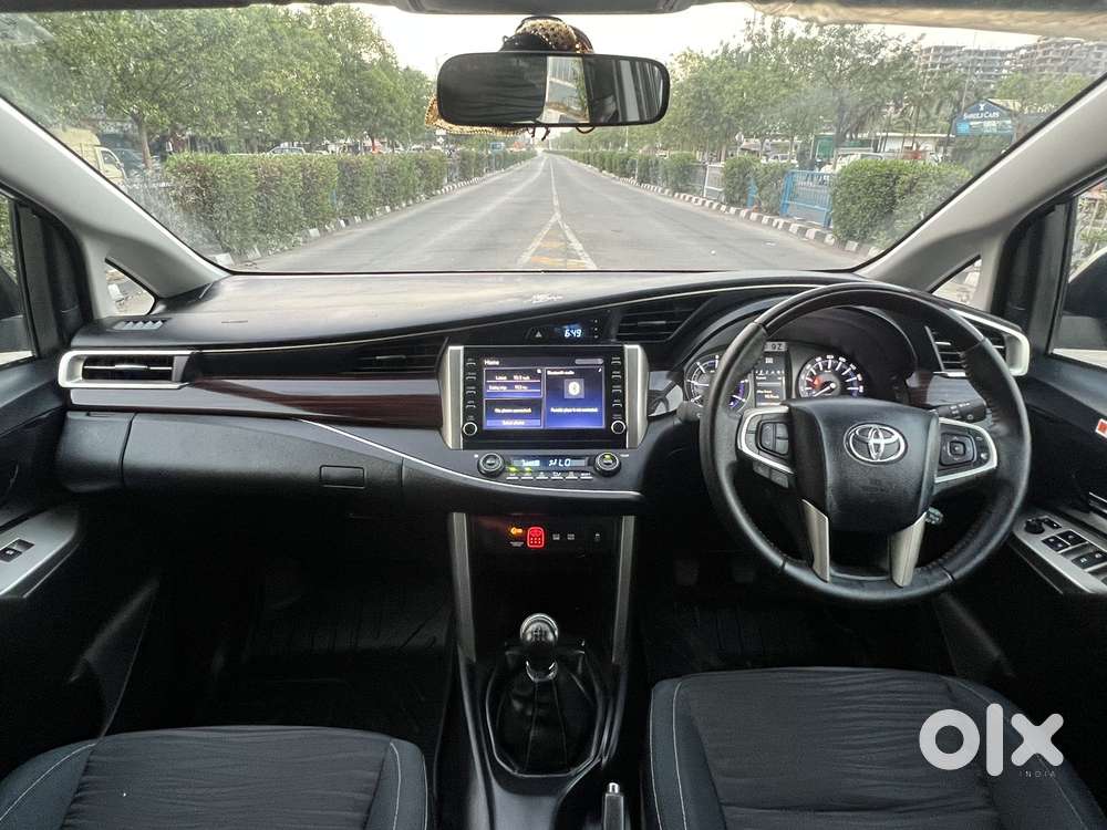 Toyota Innova Crysta 2.4 V 7 Str, 2025, Diesel