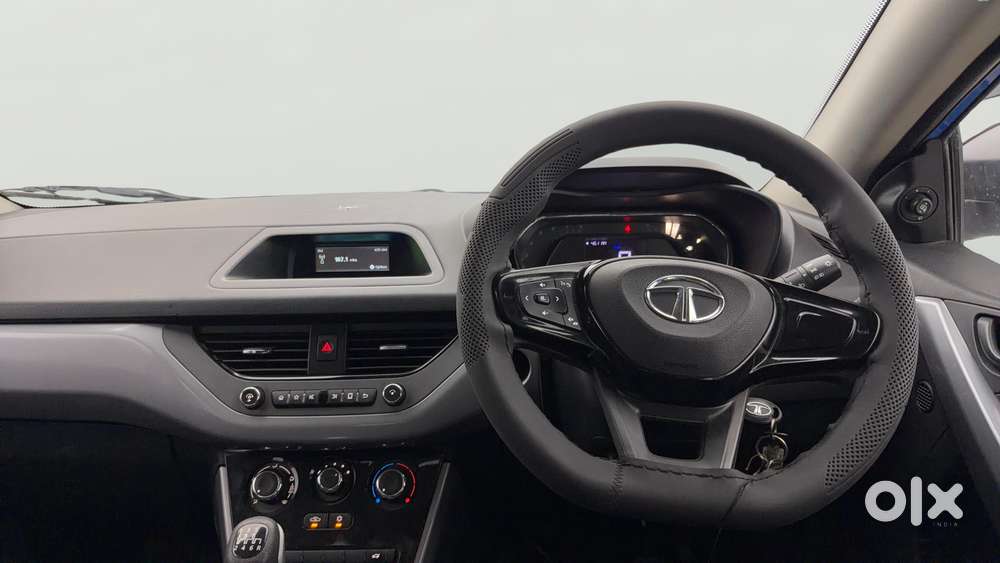 Tata Nexon 1.2 Revotron Xm (s), 2020, Petrol