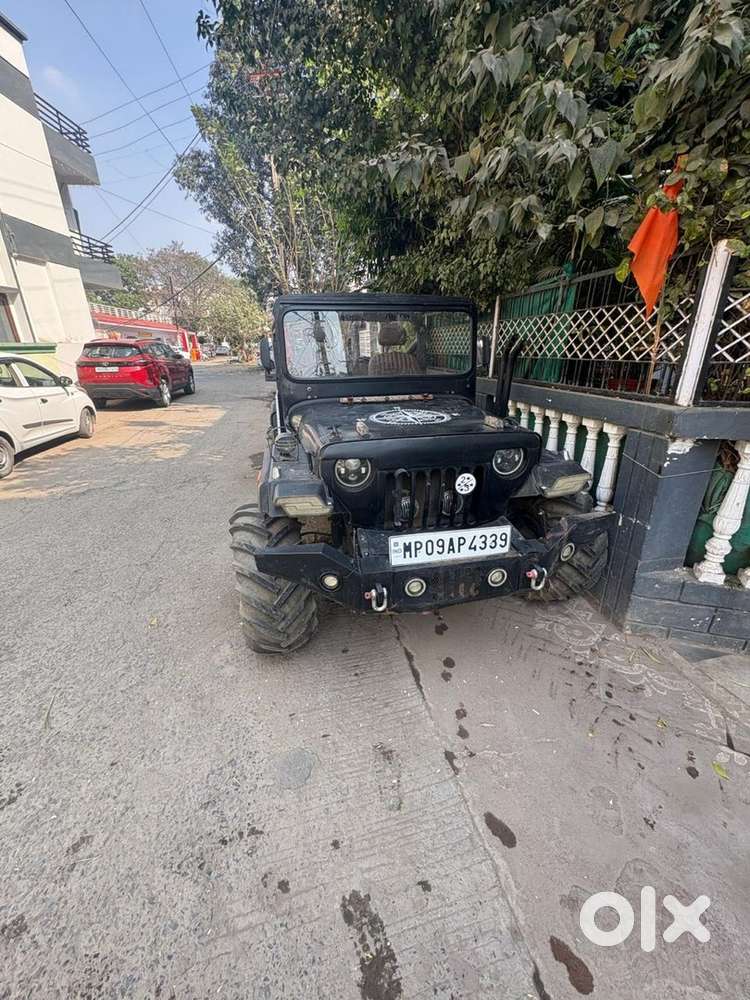 Mahindra Modified Off-road Jeep