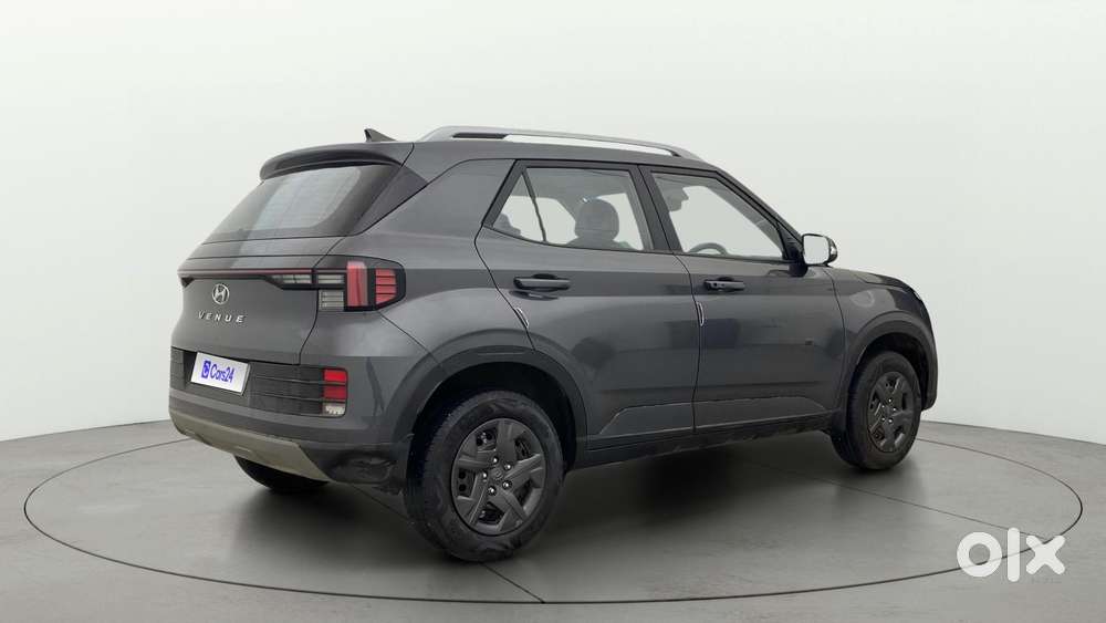 Hyundai Venue 1.2 S (o), 2025, Petrol