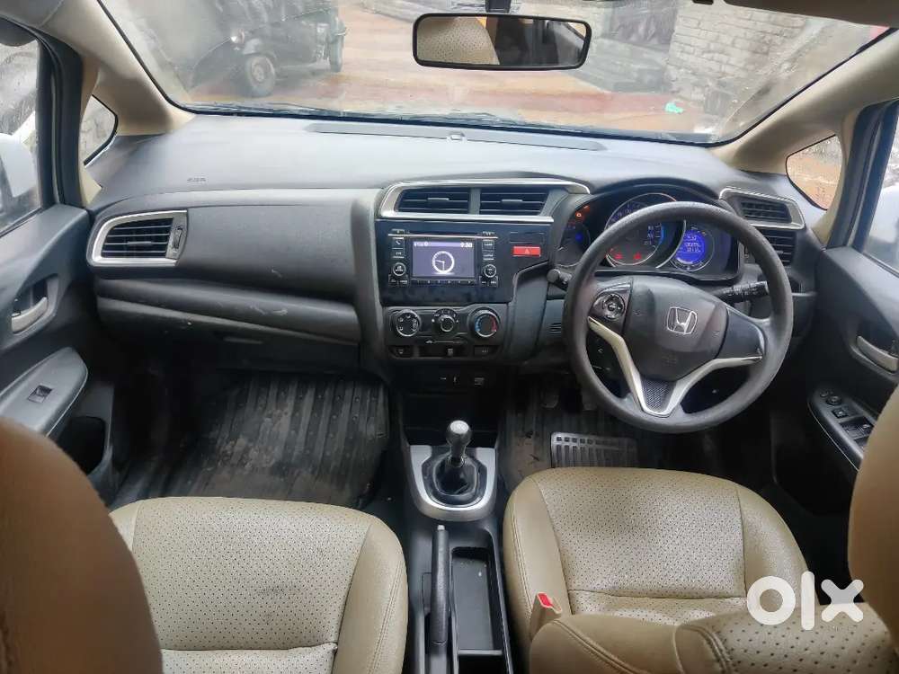 Honda Jazz 2016 Petrol Well Maintained
