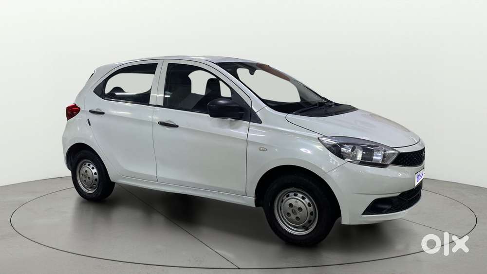 Tata Tiago 1.2 Revotron Xm, 2018, Petrol