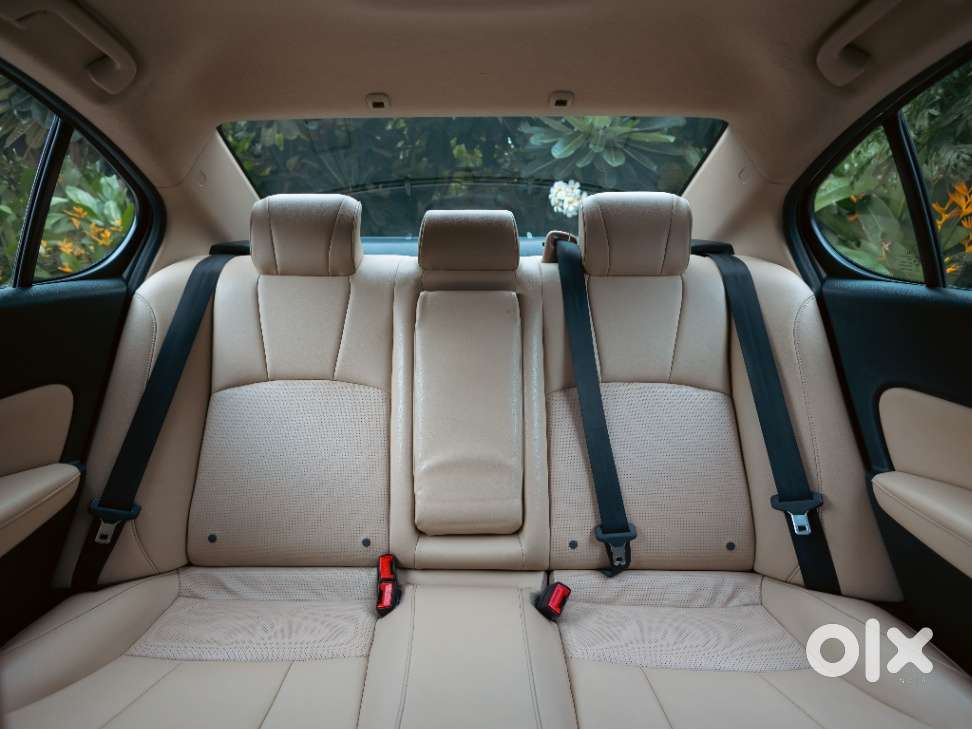Honda City Zx Petrol Mt, 2023, Petrol