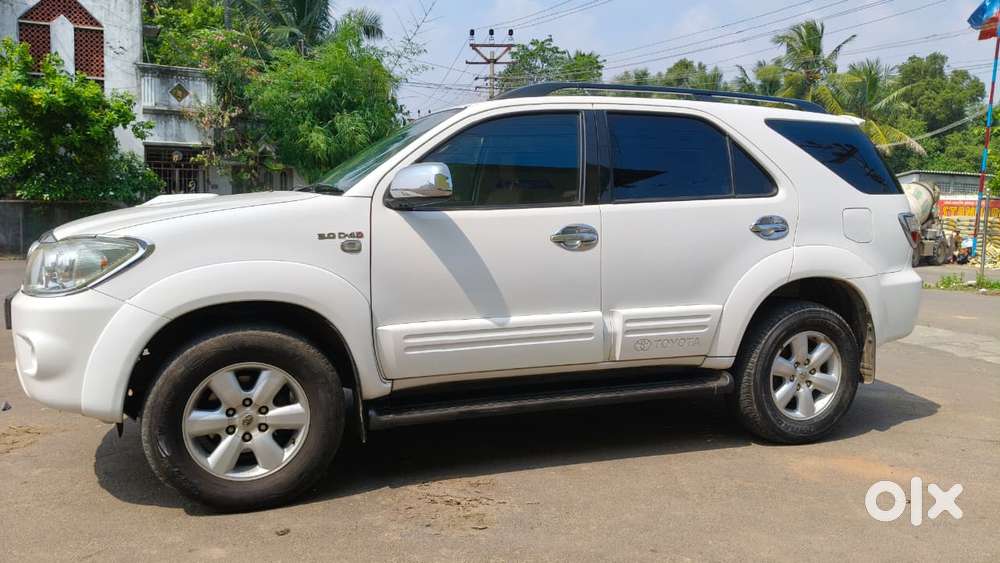 Toyota Fortuner 2009-2011 3.0 Diesel, 2011, Diesel