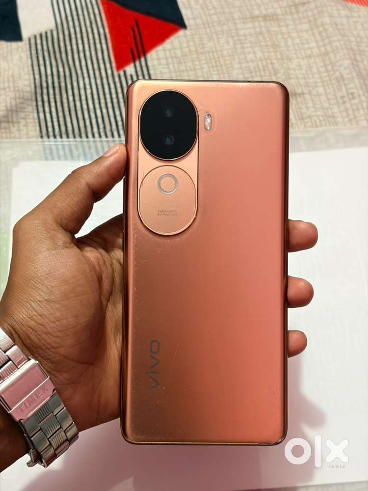 Vivo V40e 5G | 8/128GB | Mint Condition | Bill Box Charger Available
