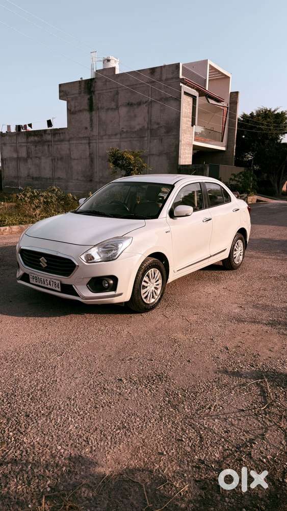 Maruti Suzuki Swift Dzire 1.2 Vxi Bsiv, 2018, Petrol