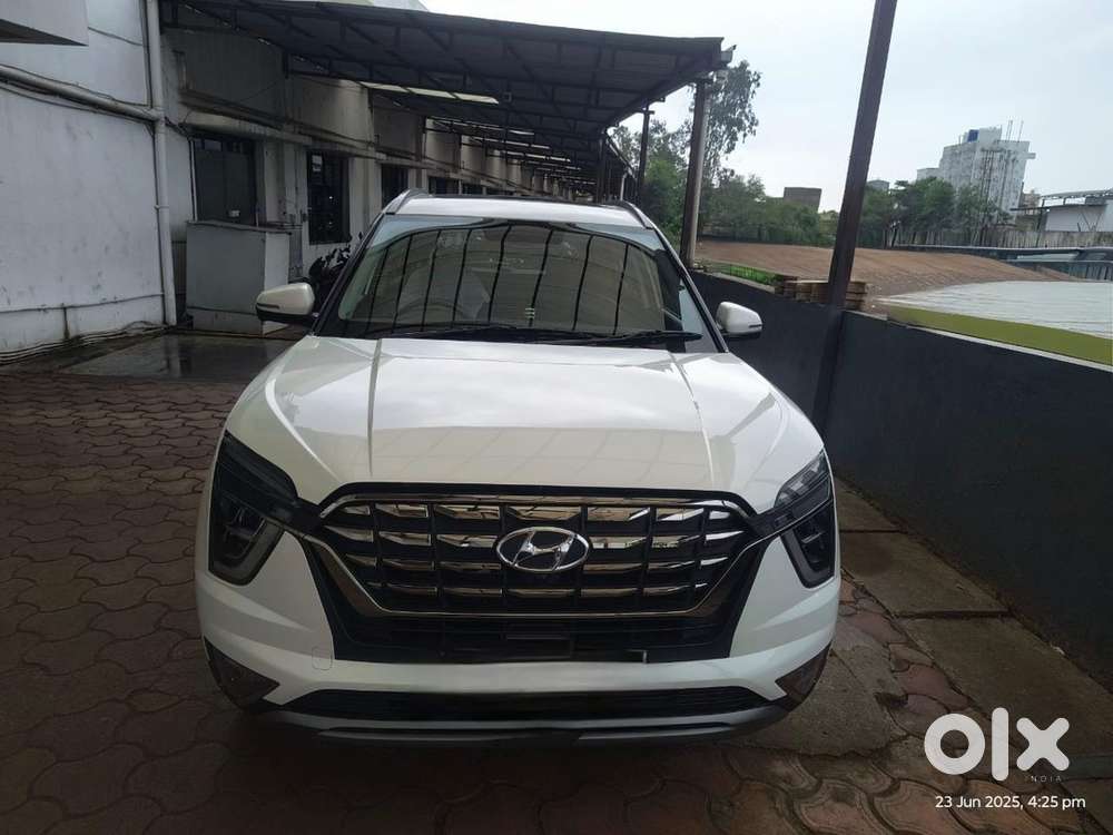 Hyundai Alcazar Petrol 2023 Platinum