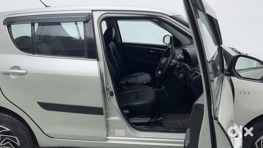 Maruti Suzuki Swift Vxi Optional, 2016, Petrol