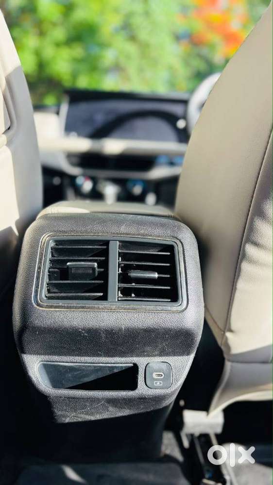 Mahindra Xuv700 2.2 Ax 7 Diesel Mt Str, 2024, Diesel