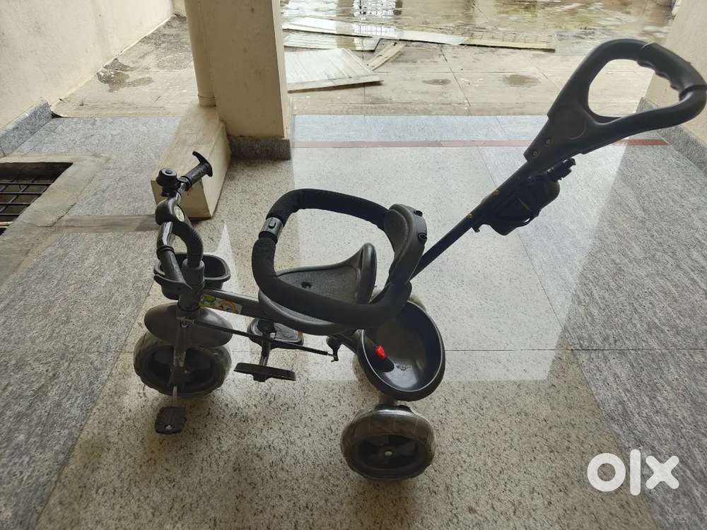 Kids Tricycle with Parent Push Handle, Safety Guard & Baskets