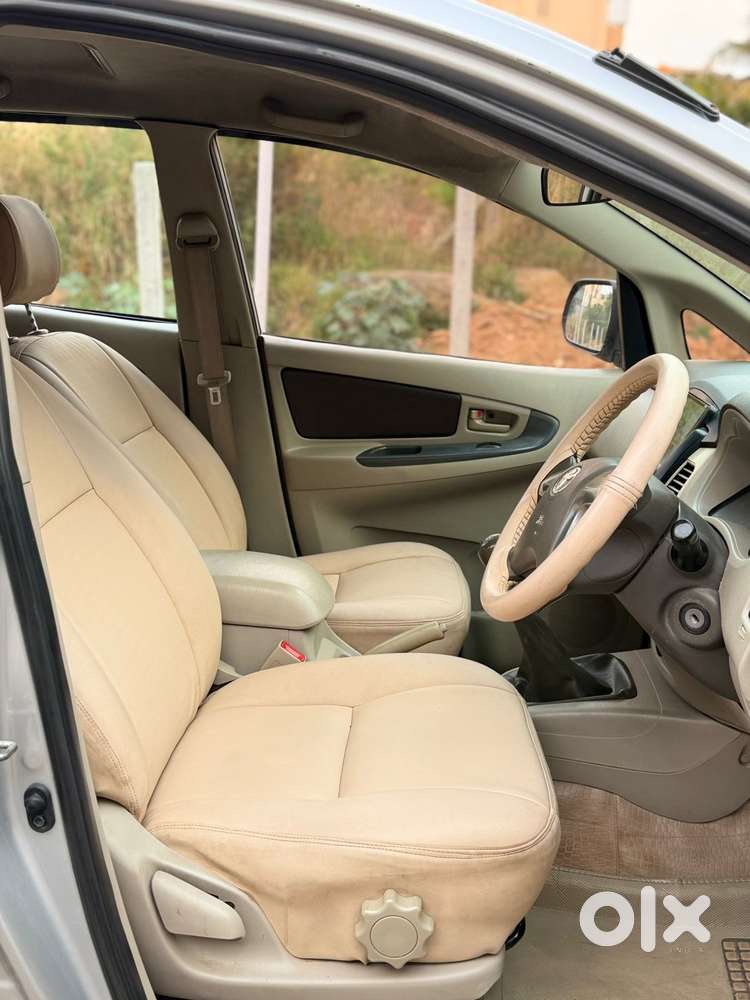 Toyota Innova 2.5 G (diesel) 7 Seater, 2013, Diesel