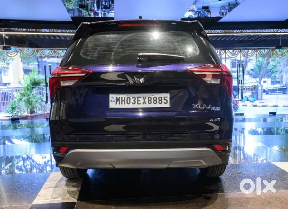 Mahindra Xuv700 Ax5 Petrol Automatic 7-seater, 2025, Petrol