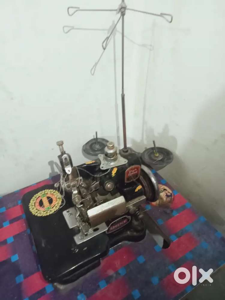 Shine Interlock Machine with Table & Stand (1 Month Used Only)