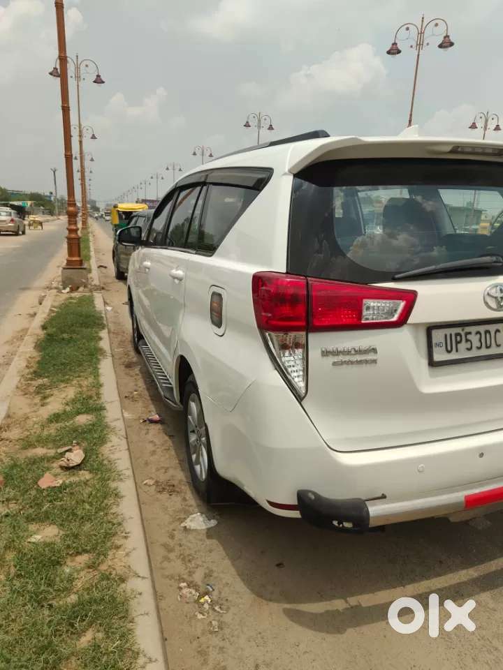 Toyota Innova Crysta 2.4 G Mt 7 Str, 2019, Diesel