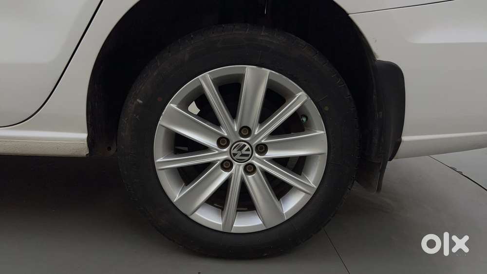 Volkswagen Vento 1.6 Highline, 2017, Petrol