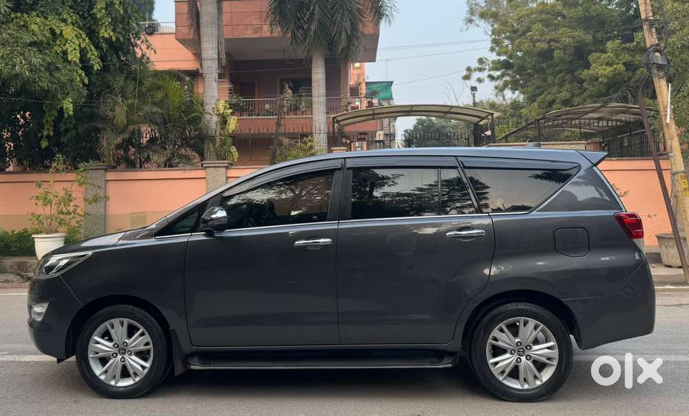 Toyota Innova Crysta Touring Sport 2.7 At, 2018, Petrol