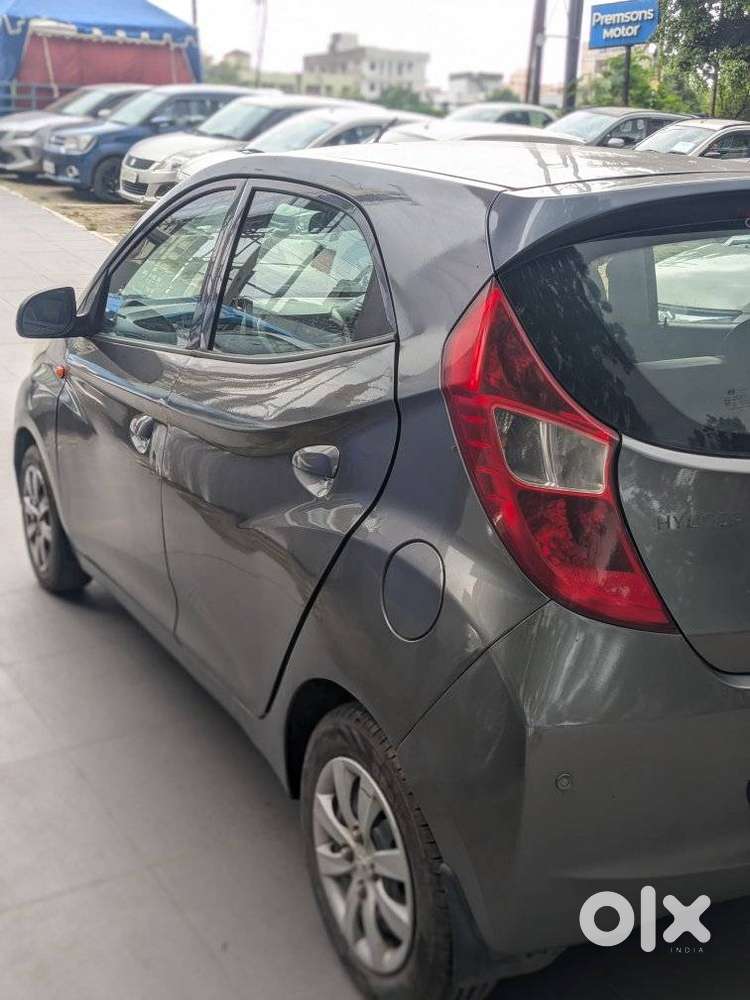 Hyundai Eon Sportz, 2013, Petrol