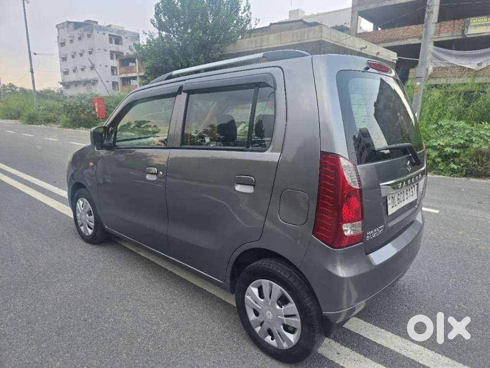 Maruti Suzuki Wagon R 1.0 Vxi Amt, 2017, Petrol