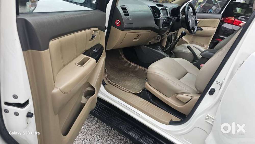 Toyota Fortuner 3.0 4x2 Mt, 2013