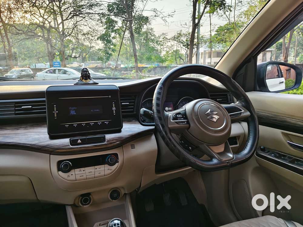 Maruti Suzuki Ertiga 2022-2023 Zxi, 2022, Petrol