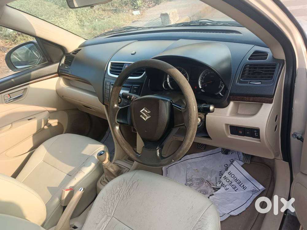 Maruti Suzuki Swift Dzire 1.2 Vxi Bsiv, 2013, Petrol