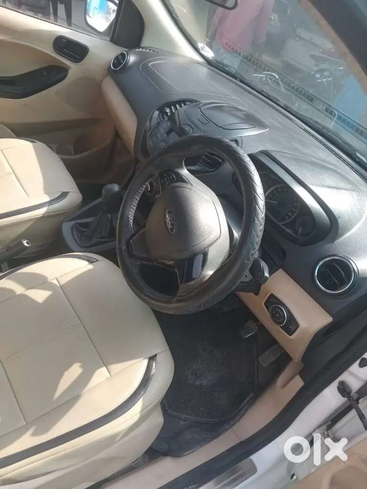Ford Figo Aspire Petrol 2016