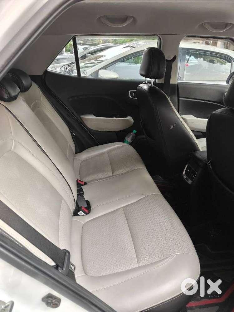Hyundai Venue 1.0 S (o) Turbo Imt, 2023, Petrol