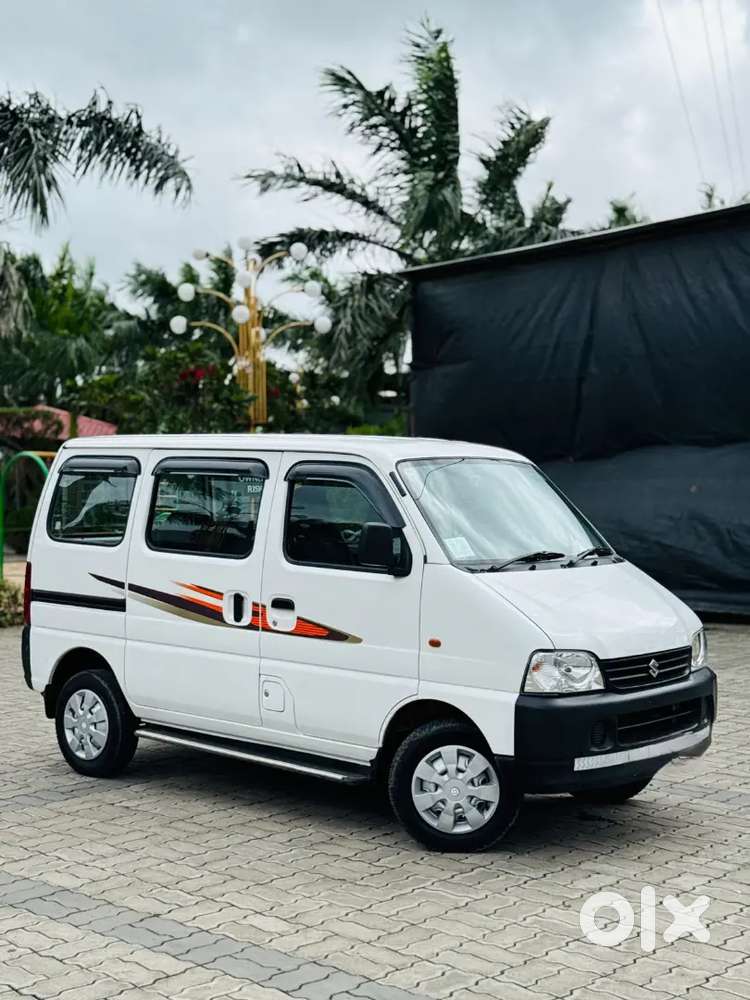 Maruti Suzuki Eeco 2022 With Cng & Hybrids