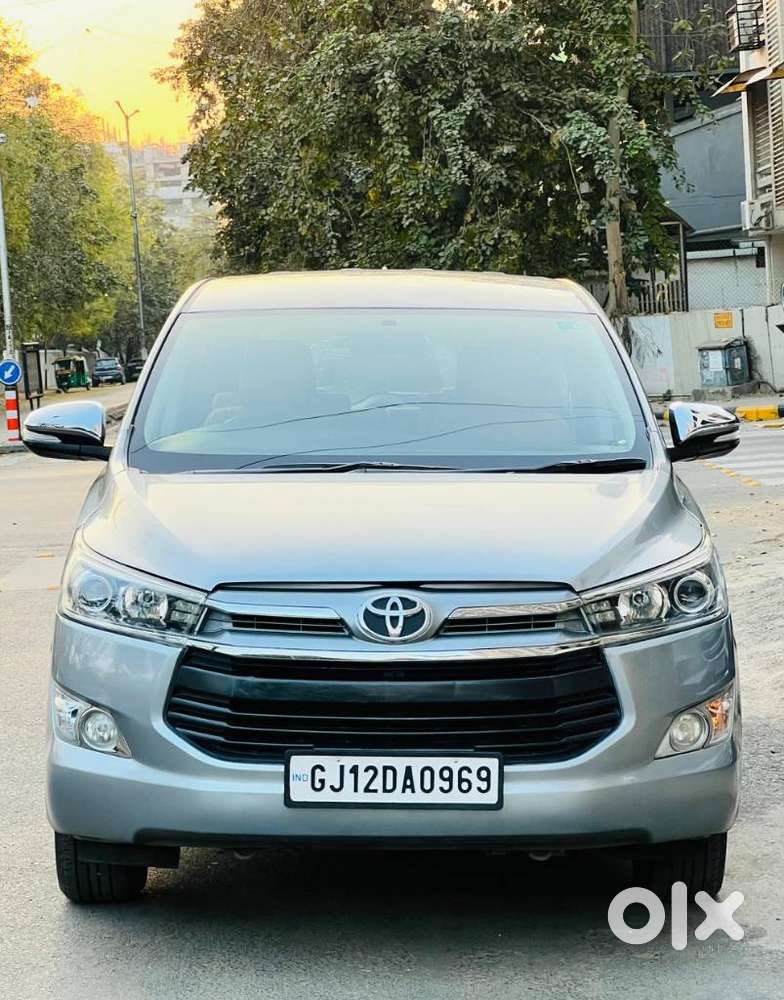 Toyota Innova Crysta 2.4 V 7 Str, 2016, Diesel