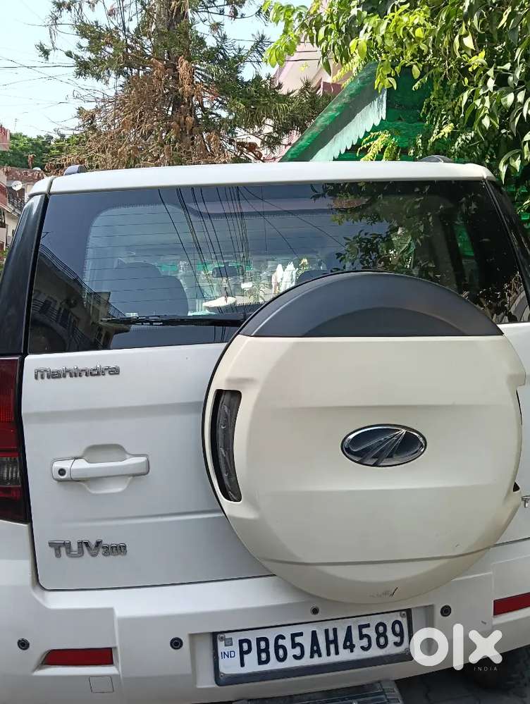 Mahindra Tuv 300 2016 Diesel 120000 Km Driven