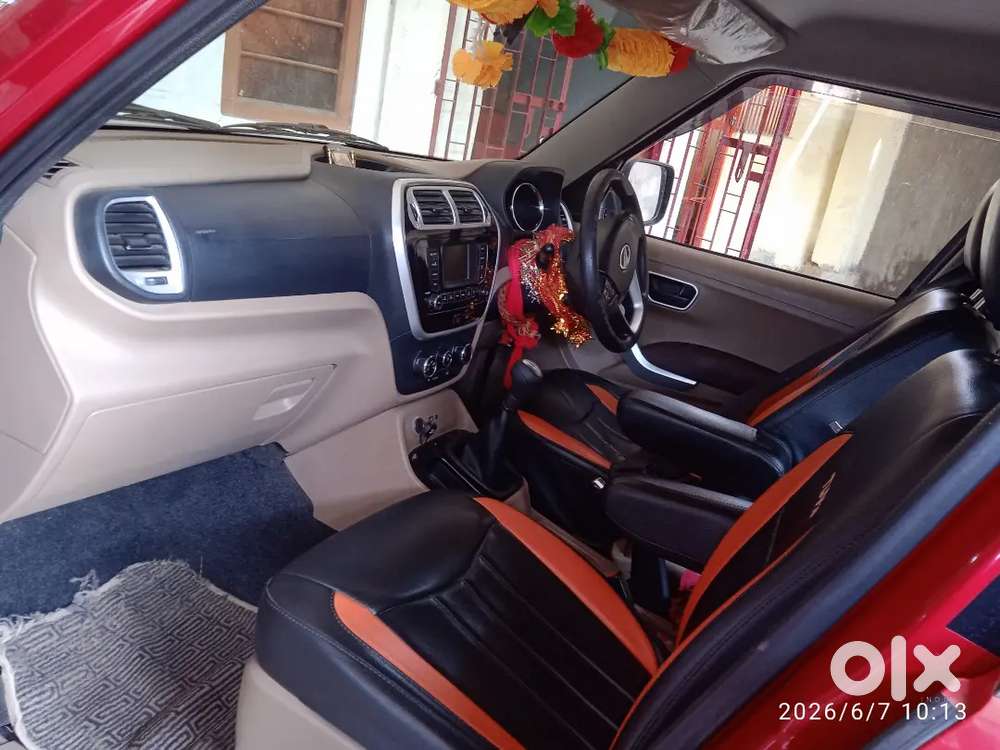Mahindra Tuv300