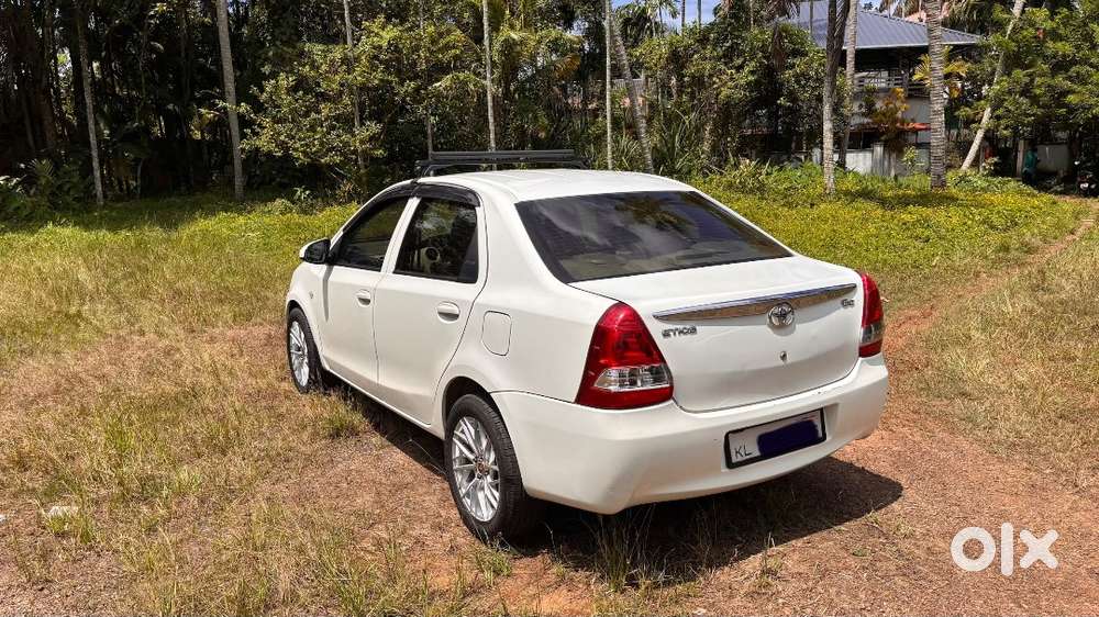Low Kilometer , Single Owner Toyota Etios Gd 2015