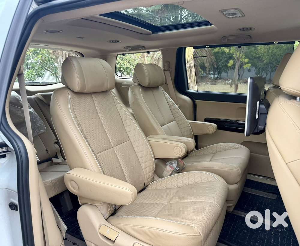 Kia Carnival Limousine Plus 7 Str, 2022, Diesel