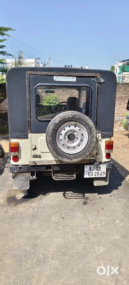 Mahindra Thar Roxx 2016 Variant