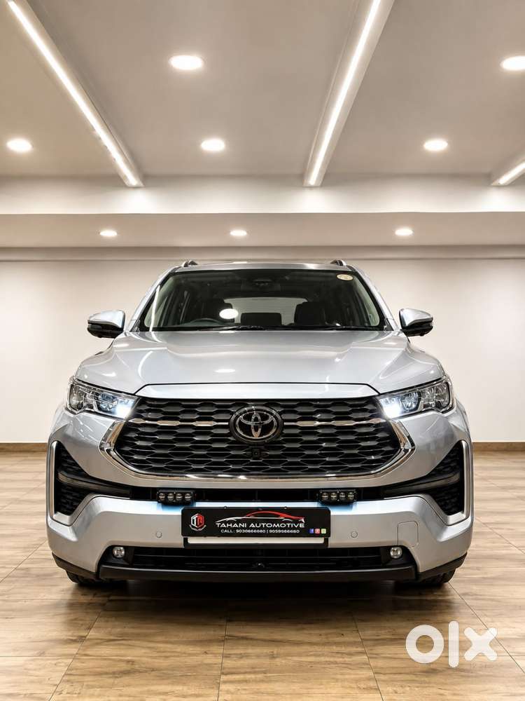 Toyota Innova Hycross 2.0 Zx (o) Hybrid 7 Str, 2025, Petrol