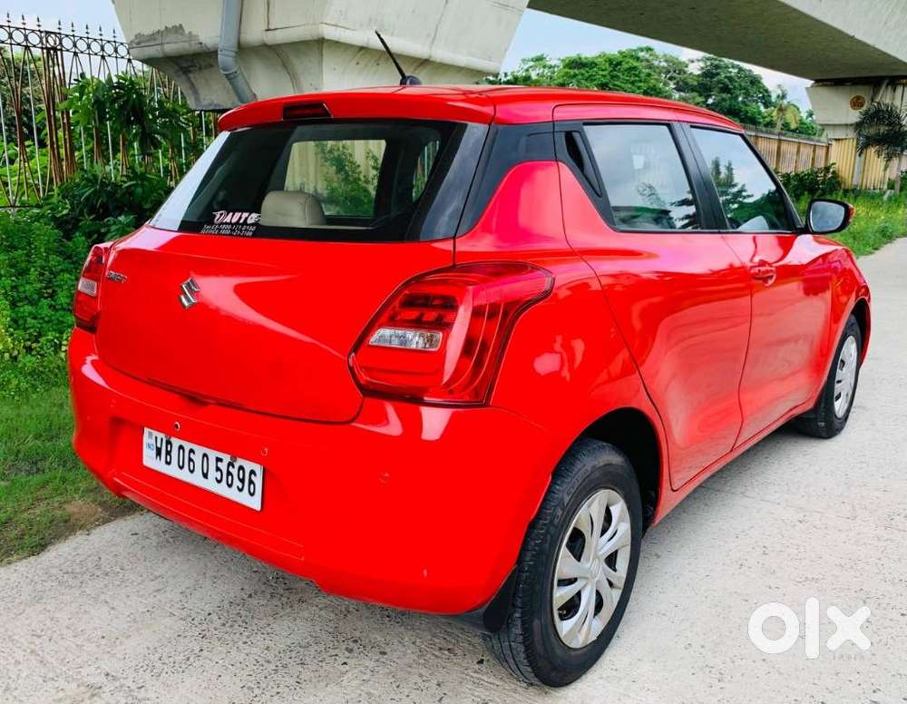 Maruti Suzuki Swift Vxi + Manual, 2018, Petrol