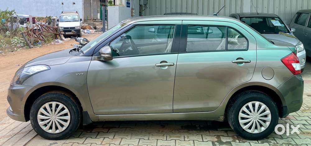 Maruti Suzuki Swift Dzire 1.2 Vxi Bsiv, 2015, Petrol