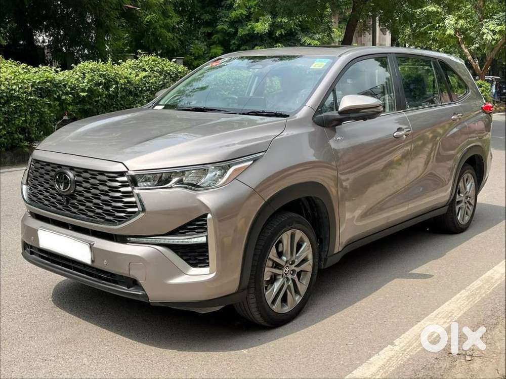 Toyota Innova Hycross 2.0 Zx (o) Hybrid 7 Str, 2025, Electric