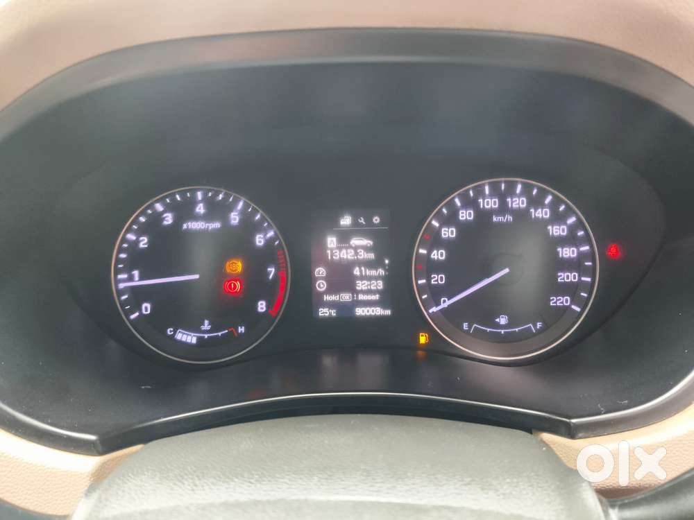 Hyundai I20 Petrol Asta, 2016, Petrol