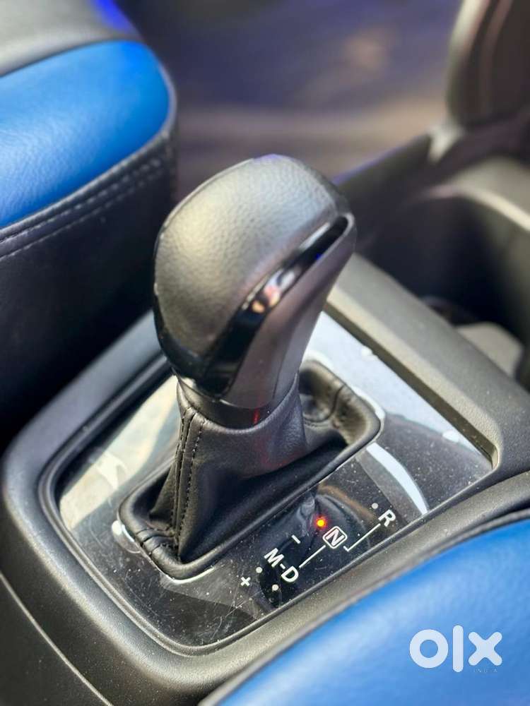 Maruti Suzuki Swift 1.2 Vxi (o), 2024, Petrol