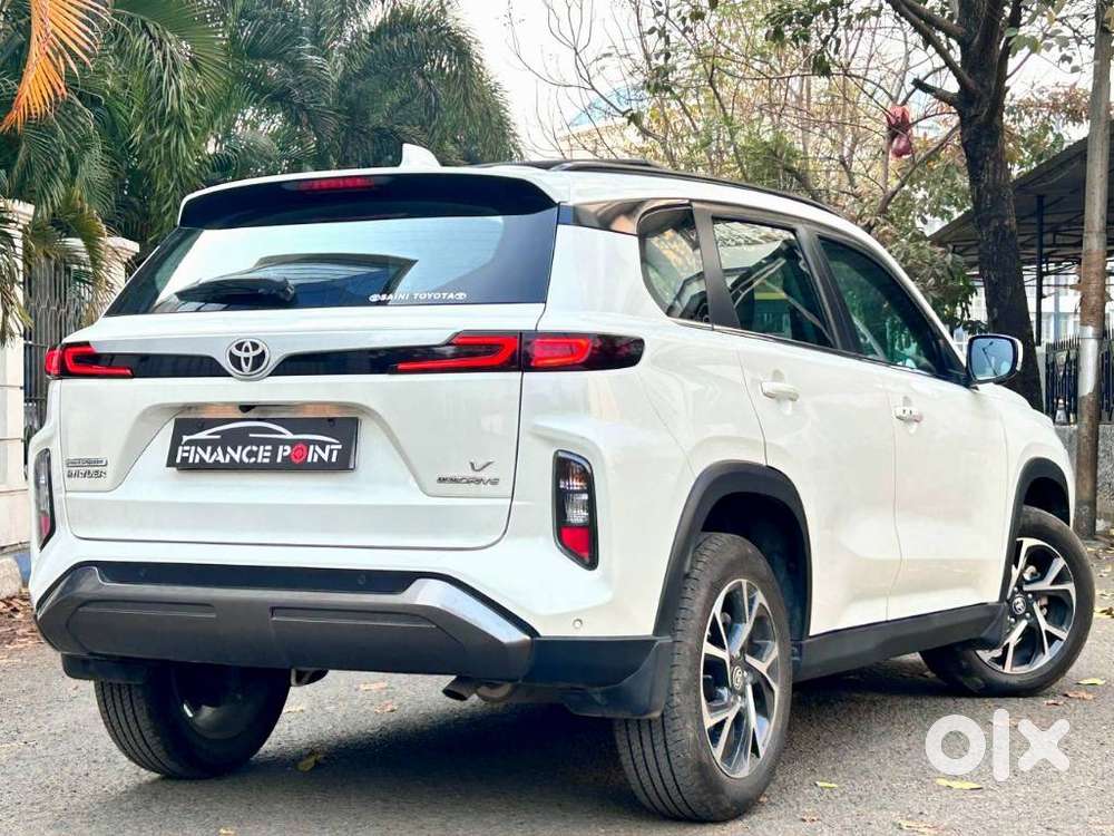 Toyota Urban Cruiser Hyryder 1.5 V Neo Drive At, 2025, Petrol