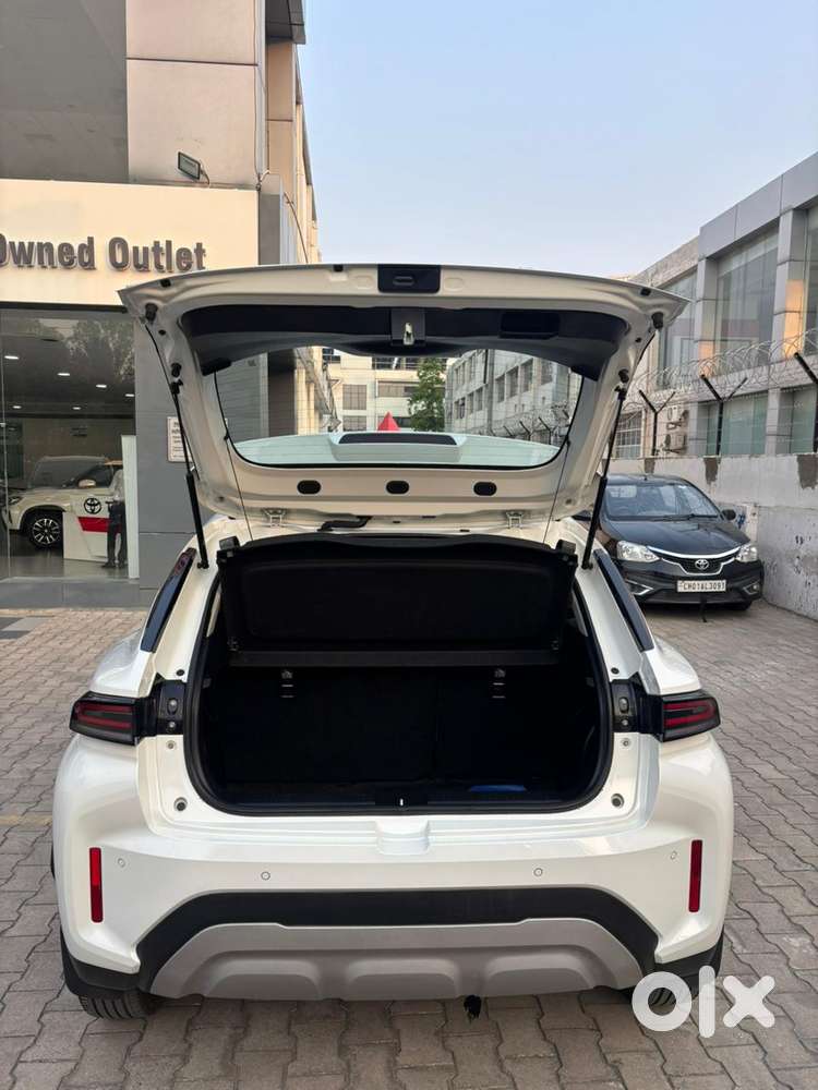 Toyota Urban Cruiser Taisor S Plus 1.2 Petrol Amt, 2024, Petrol