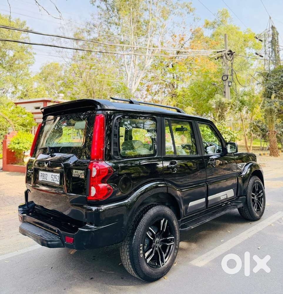 Mahindra Scorpio Classic 2.2 S 11 Mt 7 Cc, 2024, Diesel