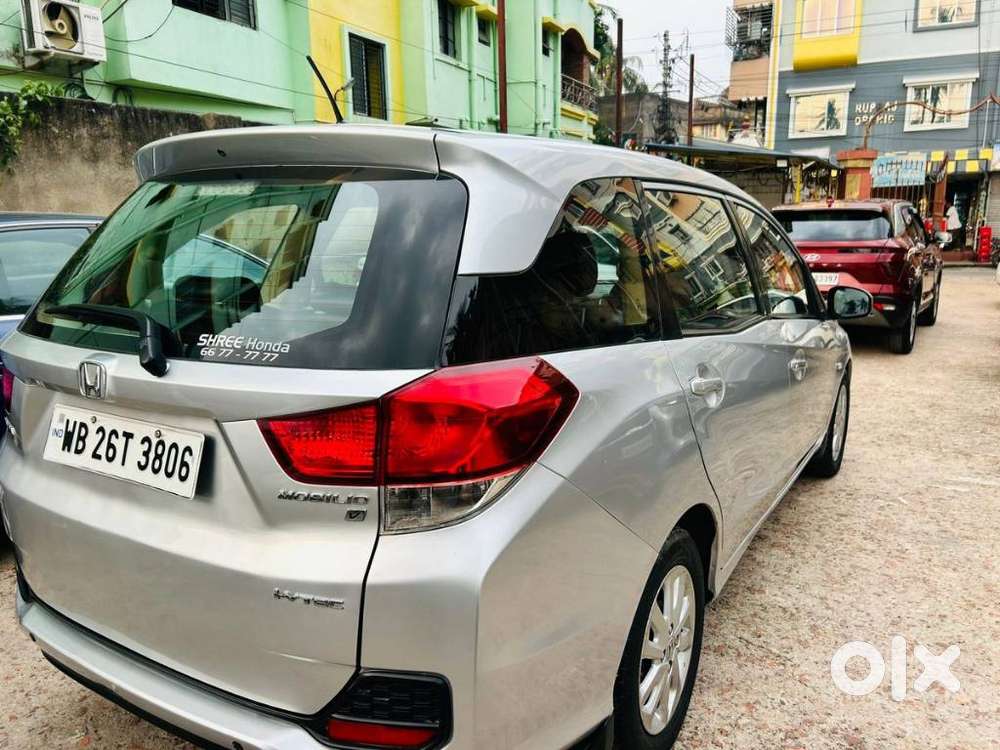 Honda Mobilio 1.5 E I-vtec Mt, 2015, Petrol