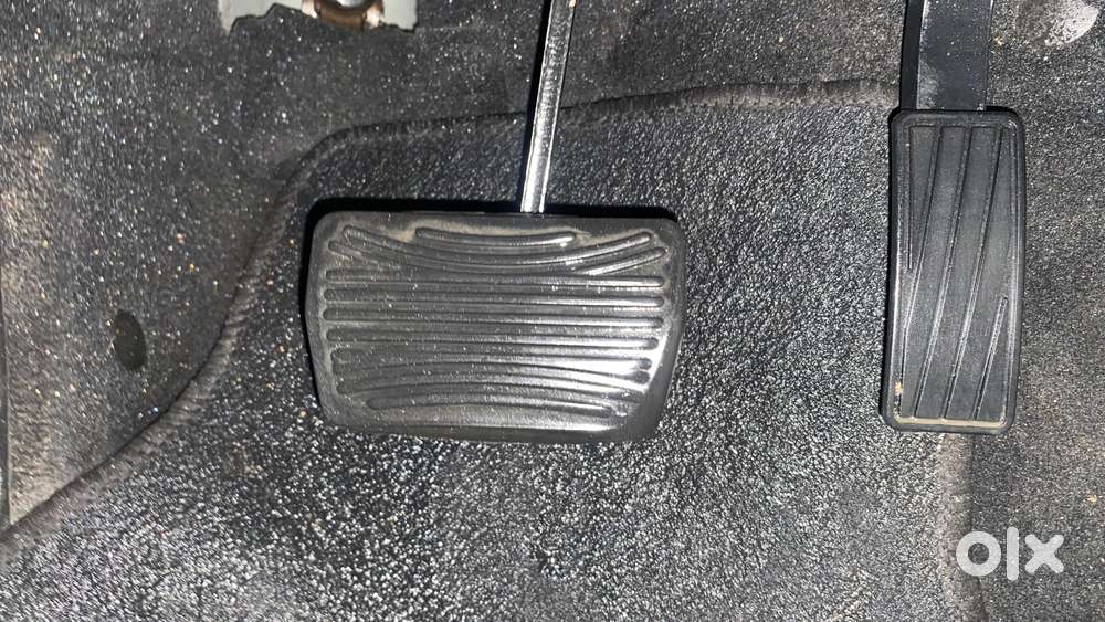 Mahindra Xuv700 2.0 Ax 7 Petrol At Str, 2022, Petrol